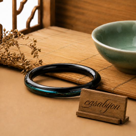 Black Lacquer Gold Inlay Mother-of-Pearl Fine Round Bangle
