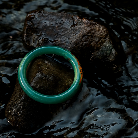 The Art of Meaningful Gifting: How to Choose the Perfect Handmade Lacquer Bangle for Every Occasion